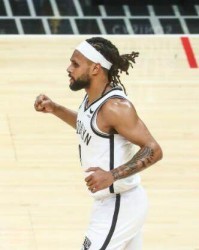 开云登录入口地址-篮网家有一宝！米尔斯再显老辣 绝佳冲冠拼图