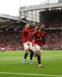 开云官方网站-默森：B费和达洛特庆祝很夸张，曼联像赢了世界杯一样