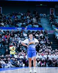 开云登录入口地址-媒体人分析：赵睿与周琦联手且保持健康将成总冠军强有力竞争者