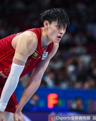 记者：曾凡博去美国差不多一周 正在努力康复训练中