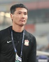 开云官方网站-邵佳一：对大连足球过去几年的付出致敬，打出了很多不同的内容