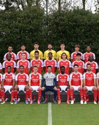 开云电子-菲尔·琼斯称阿森纳两名球星在对阵曼联时表现“脆弱”，评价其“软弱”