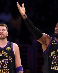 开云登录入口地址-MacMahon：詹姆斯在湖人像后座乘客，球队已进入东契奇时代